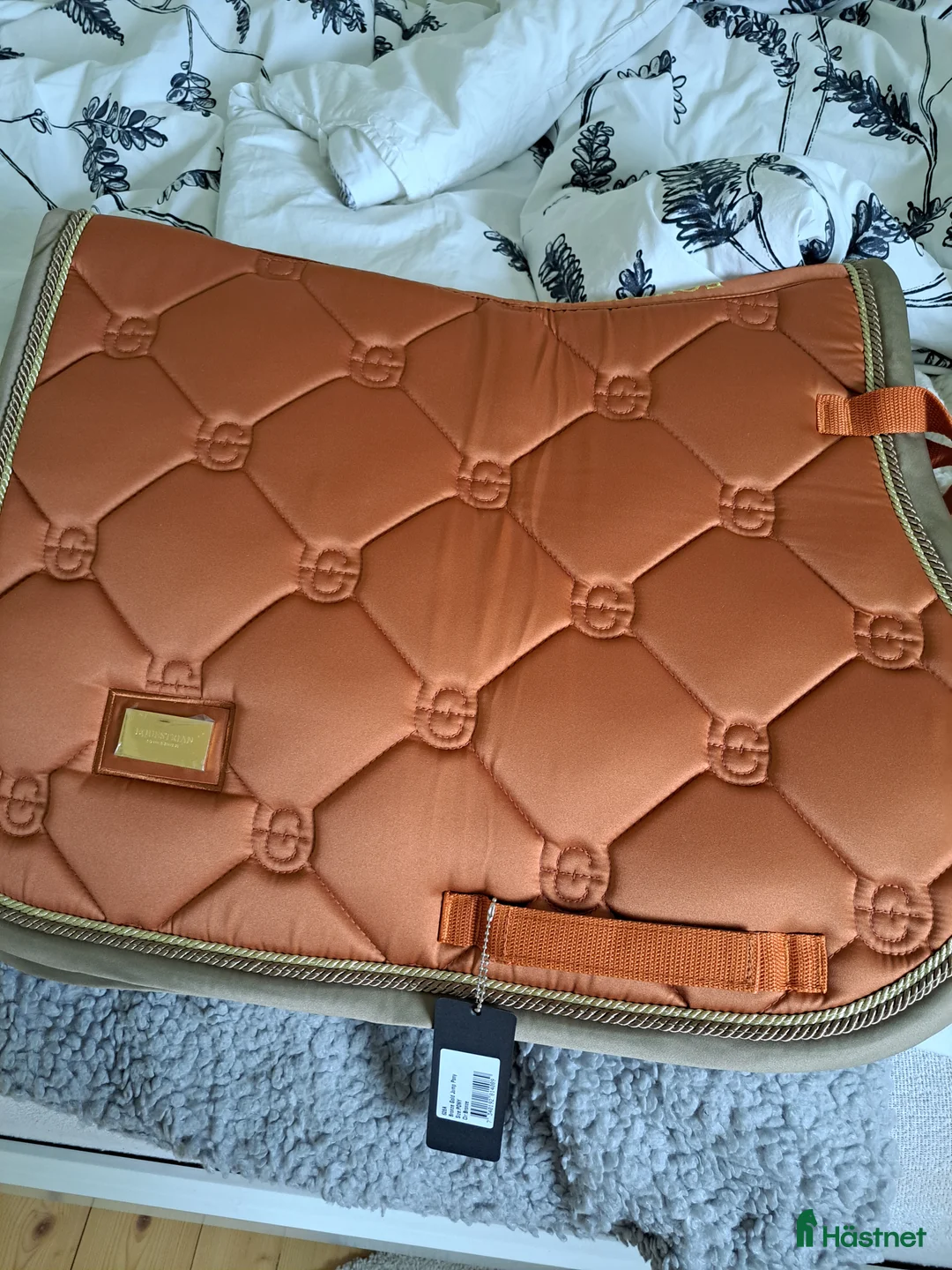 Schabrak & Vojlockar hästutrustning till salu: EQUESTRIAN STOCKHOLM  - Annons 1