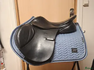 Sadlar hästutrustning Albion Kontrol i Hamneda - Annons 3