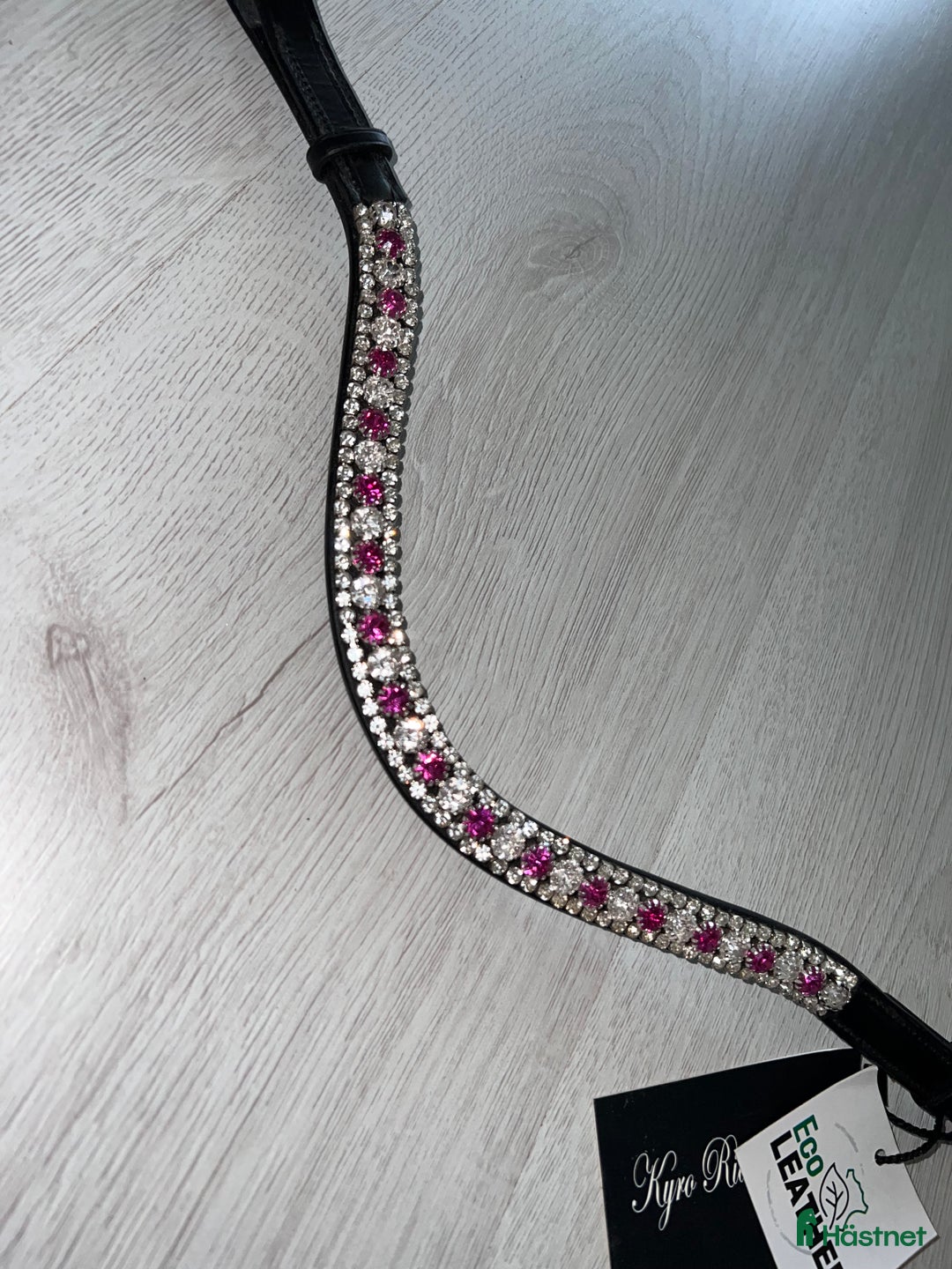 Träns hästutrustning till salu: Rosa/silver blingpannband i Hudiksvall - Annons 3