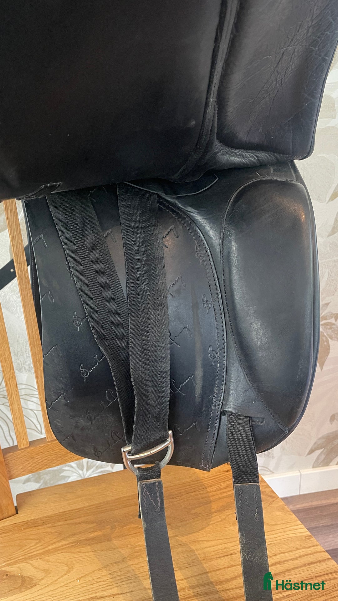 Sadlar hästutrustning till salu: Fin santa Cruz sadel! i Huddinge - Annons 5