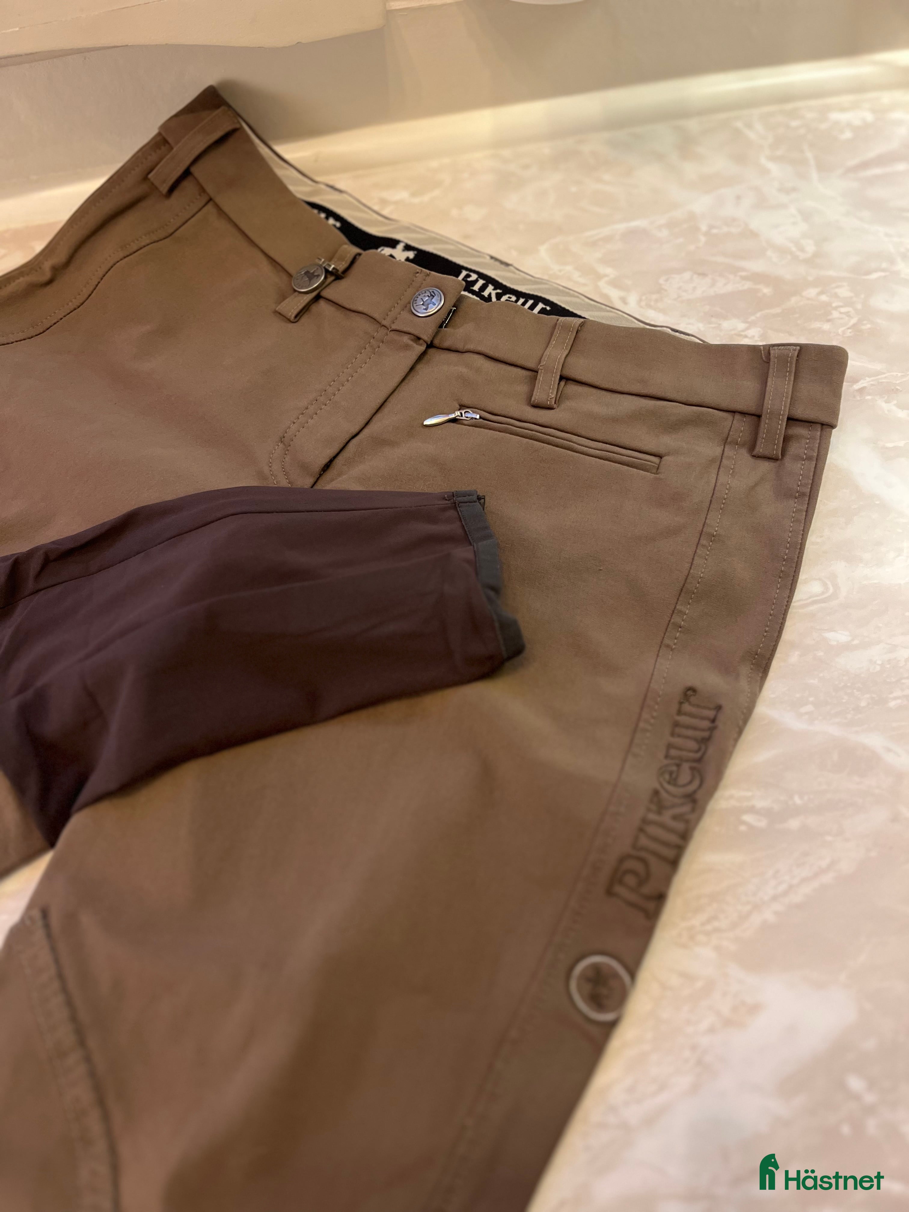 Ridbyxor ryttarutrustning till salu: RIDBYXOR FRÅN PIKEUR!  i Stånga - Annons 12