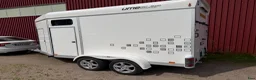Hästtransporter  fordon & transport till salu: Umesläp B60 momsat - Annons 2