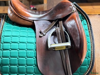 Sadlar hästutrustning till salu: Jaguar Dressyrsadel i Uppsala - Annons 4