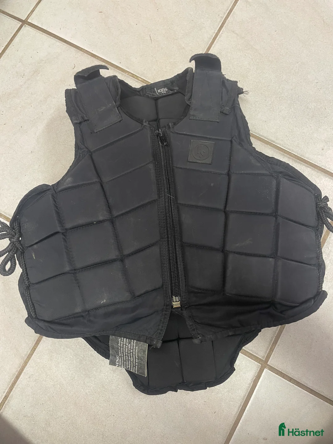 Säkerhetsvästar ryttarutrustning till salu: Säkerhetsväst  i Helsingborg - Annons 1