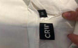 Ridbyxor ryttarutrustning till salu: Helt nya vita CRW byxor med lappen kvar🤍 i Kiruna - Annons 7