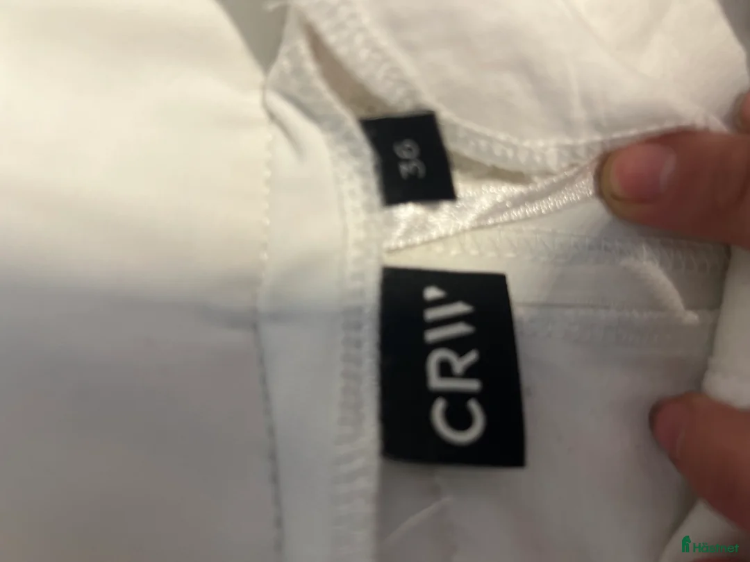 Ridbyxor ryttarutrustning till salu: Helt nya vita CRW byxor med lappen kvar🤍 i Kiruna - Annons 7