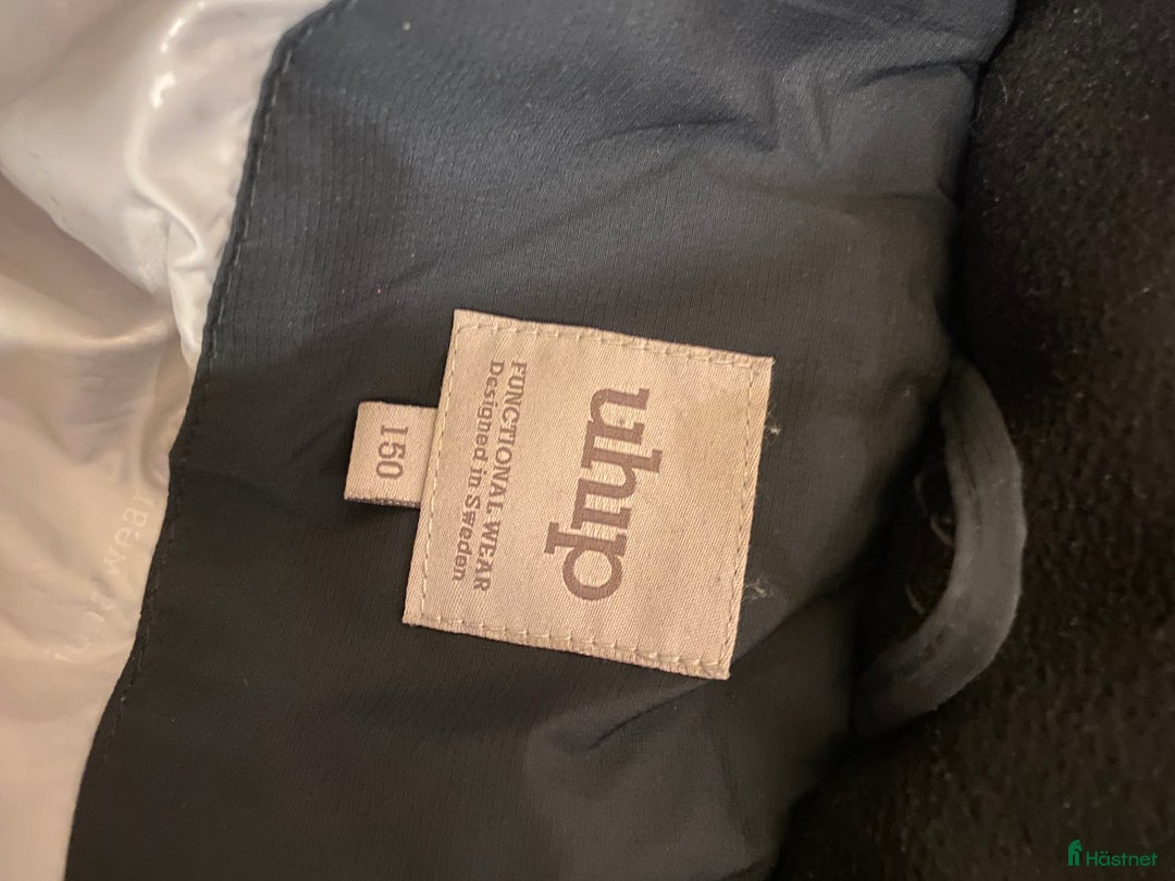 Jackor & Kavajer ryttarutrustning till salu: Uhip Ice junior jacket 150 i Uppsala - Annons 2