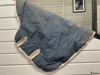 Täcken hästutrustning till salu i Luleå - Annons 6