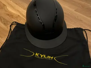 Hjälmar ryttarutrustning till salu: Ridhjälm i Eskilstuna - Annons 2