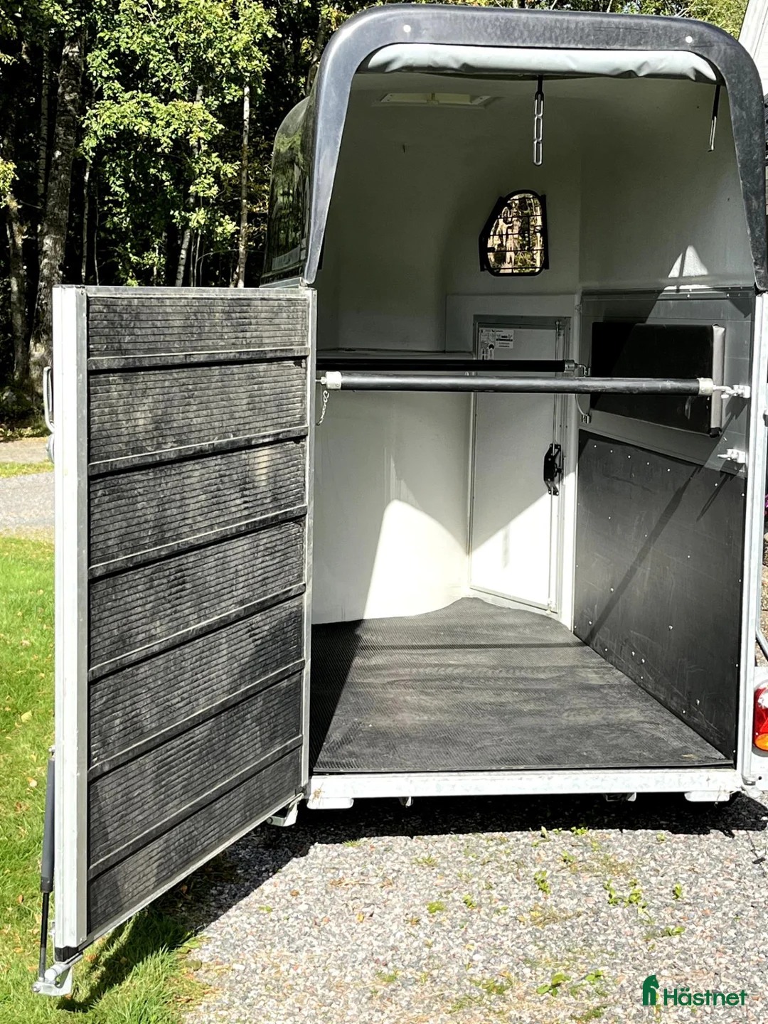 Hästtransporter  fordon & transport till salu: Cheval hästtrailer 2022/23 i Hålanda - Annons 9