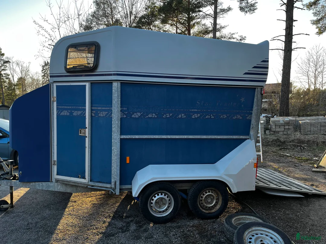 Hästtransporter  fordon & transport till salu: Fronturlastning - Annons 6