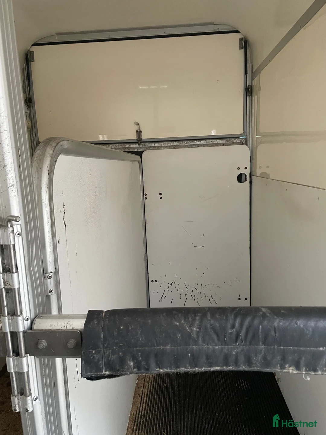 Hästtransporter  fordon & transport till salu: Umesläp B60 kan klassas upp - Annons 8