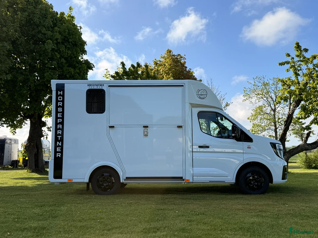 Hästlastbilar  fordon & transport till salu: NY Horsepartner Equimax - Renault Master - Annons 2
