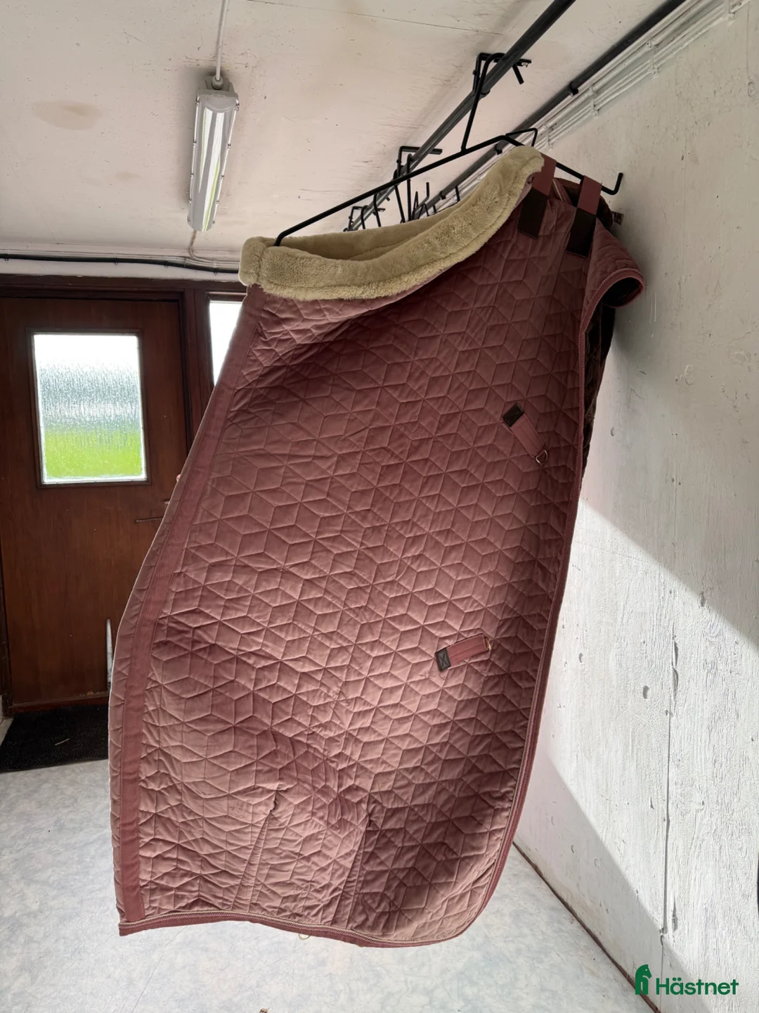 Täcken hästutrustning till salu: Kentucky Show rug old rosé strl 140 - Annons 1