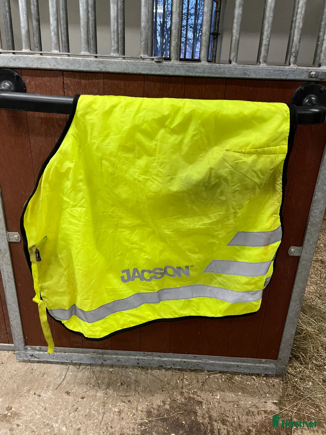 Övrig Hästutrustning hästutrustning till salu: Reflextäcken shires och jacson  i Årsunda - Annons 2