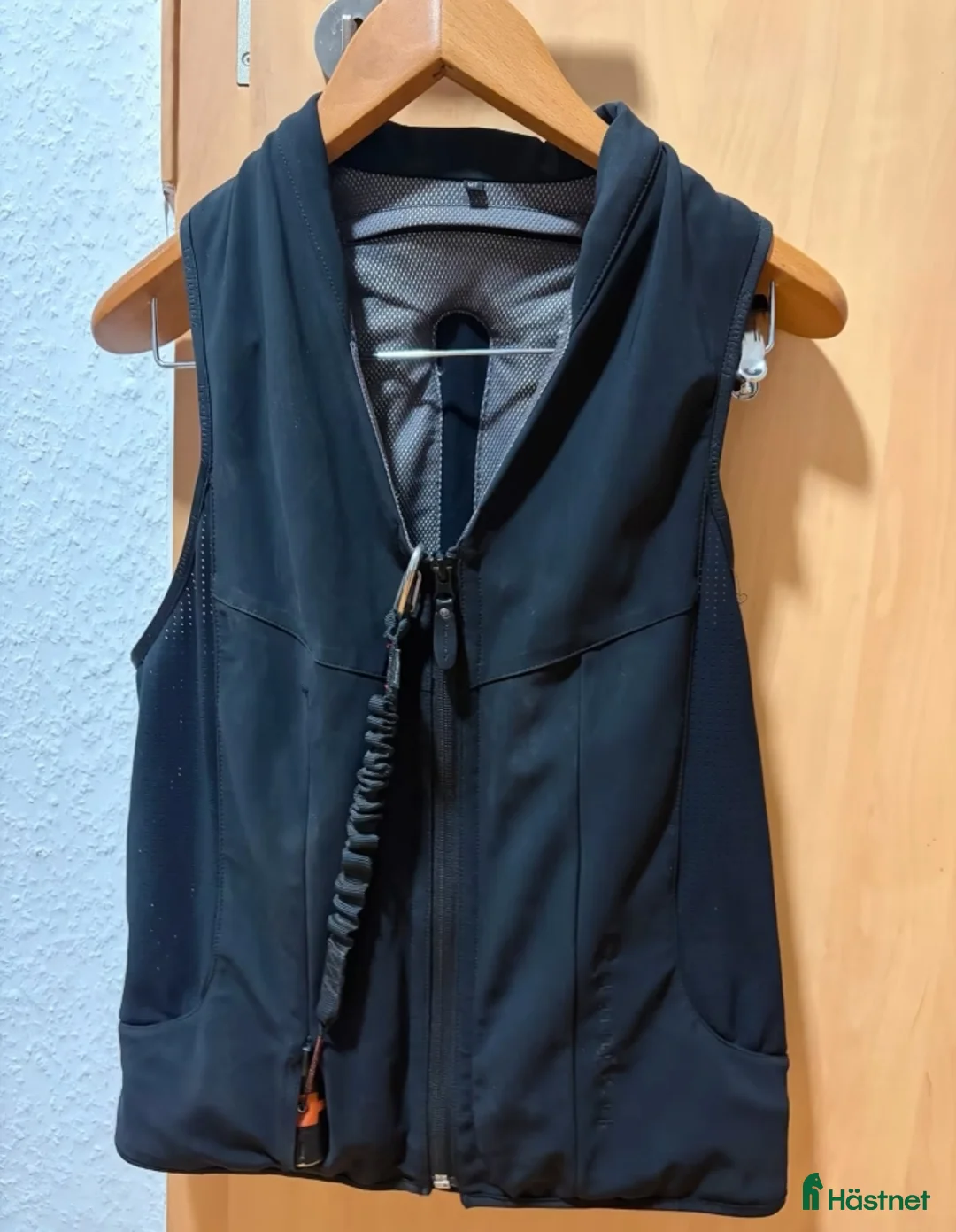 Säkerhetsvästar ryttarutrustning till salu: Freejump MT - Annons 1