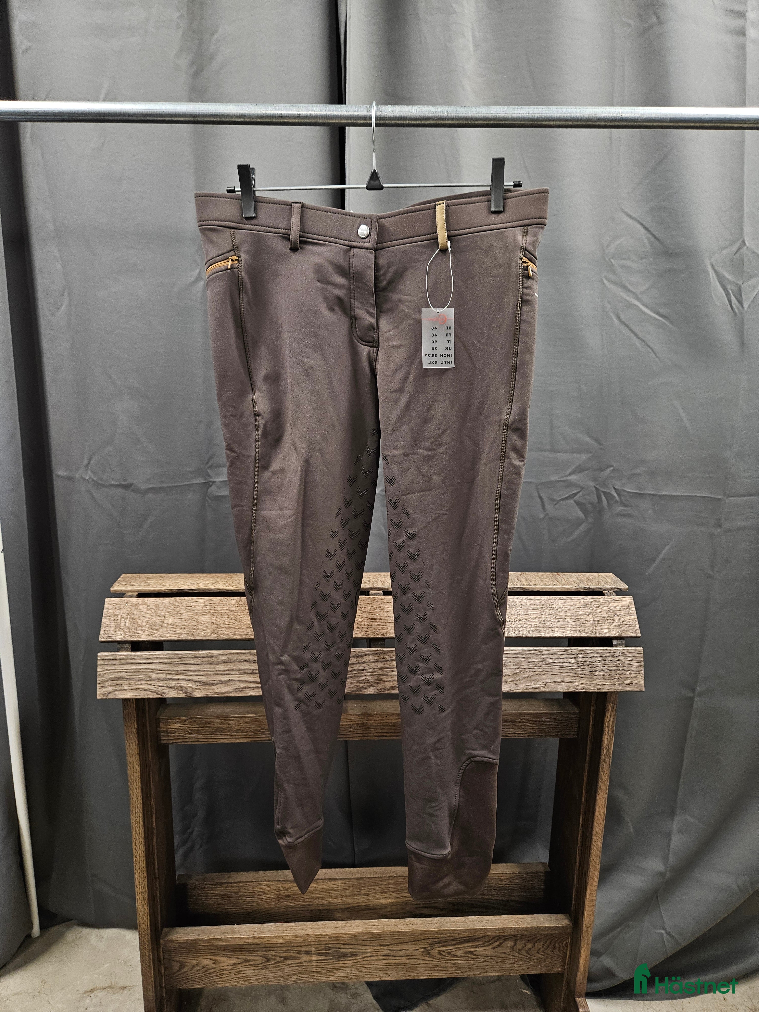 Ridbyxor ryttarutrustning till salu: Ridbyxa, 46, Covalliero i Gällivare - Annons 14