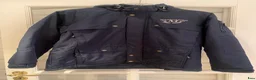 Jackor & Kavajer ryttarutrustning till salu: MH jacka mörkblå stl S i Enköping - Annons 1
