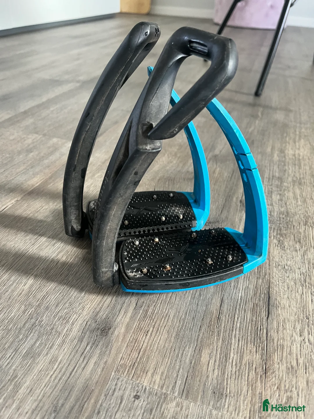 Stigbyglar hästutrustning till salu: Freejump i Oskarshamn - Annons 1