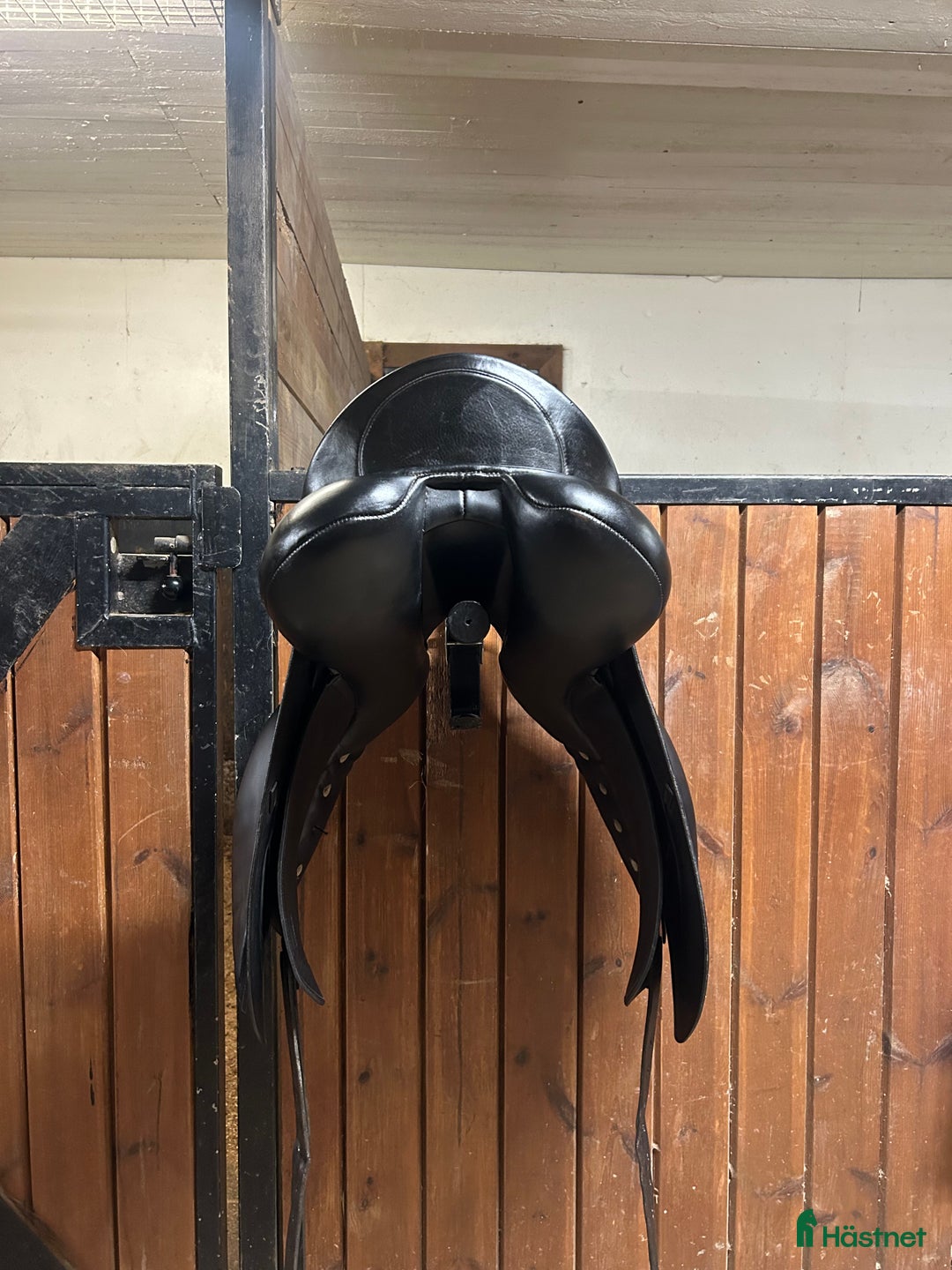 Sadlar hästutrustning till salu: Albion dressyr sadel i Frillesås - Annons 3