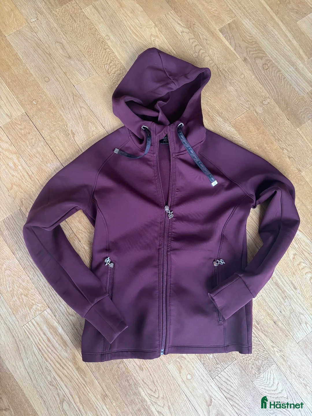 Jackor & Kavajer ryttarutrustning till salu: ZacZess hoodie XXS - Annons 1