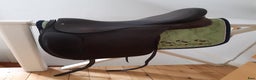 Sadlar hästutrustning till salu: Dressyrsadel 17 i Ödeshög - Annons 3