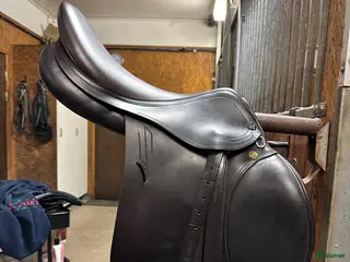 Sadlar hästutrustning Prestige Roma jump i Kärna - Annons 2