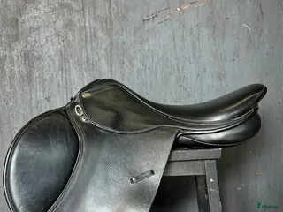 Sadlar hästutrustning Lippo Flavio (Fazzino) 17,5” MW - Annons 12