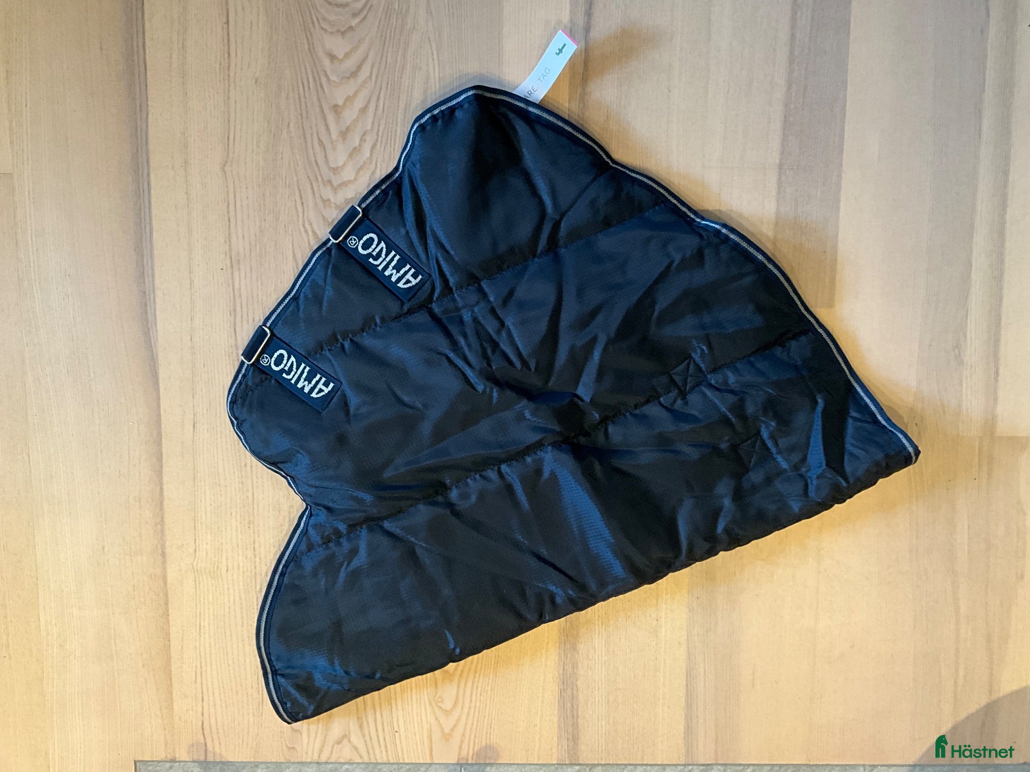Täcken hästutrustning OANVÄND 150g Hals Amigo/Horsewear - Annons 1