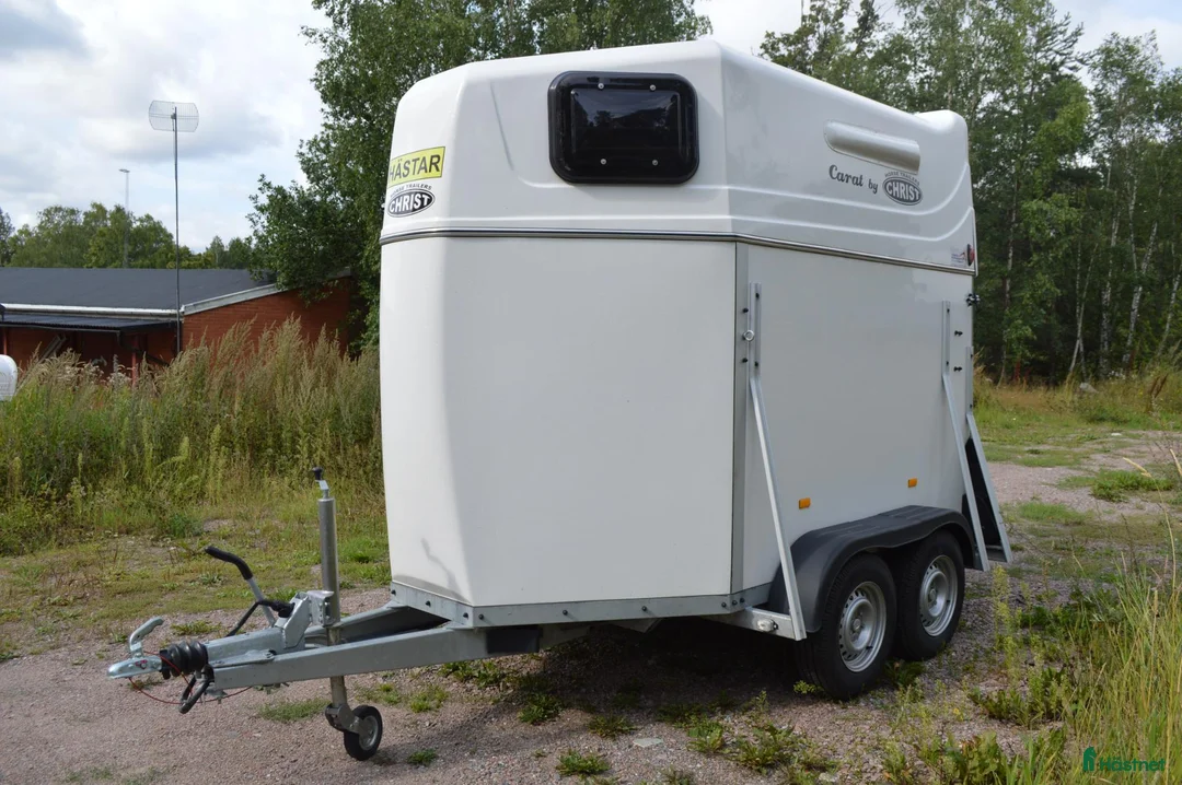 Hästtransporter  fordon & transport till salu: Christ Carat 2018 Glasfiber och Alukompositgolv - Annons 6