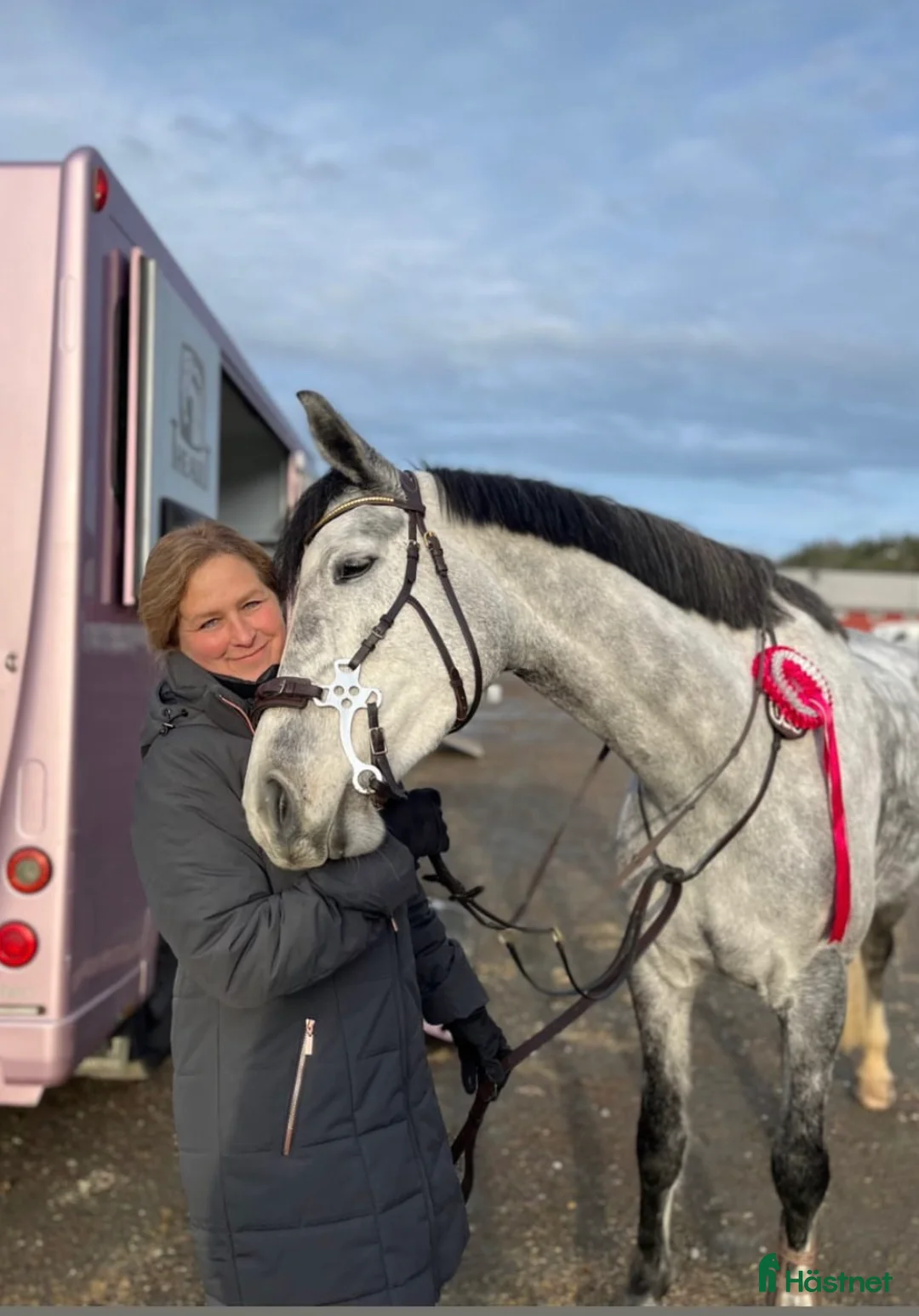 Galleribild {{count}}