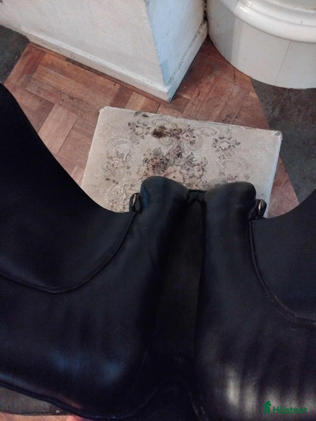 Sadlar hästutrustning till salu: Äldre Karlslund i Tösse - Annons 2