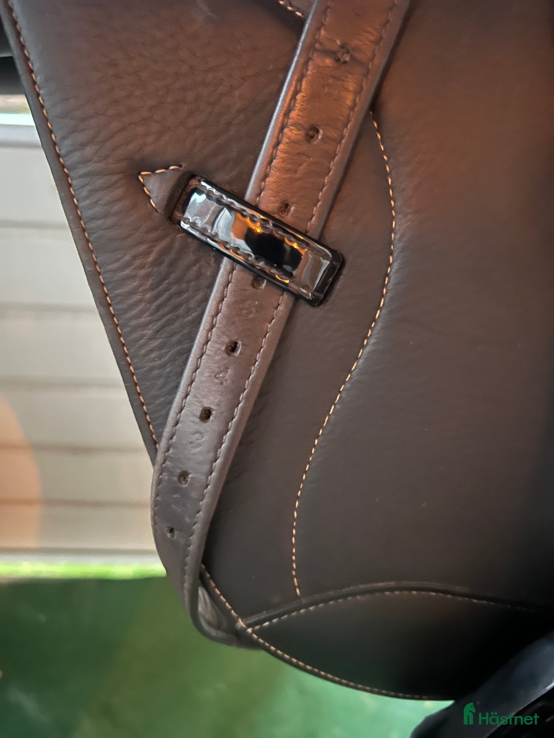 Sadlar hästutrustning till salu: Ikonic Light Hoppsadel i Värmdö - Annons 6