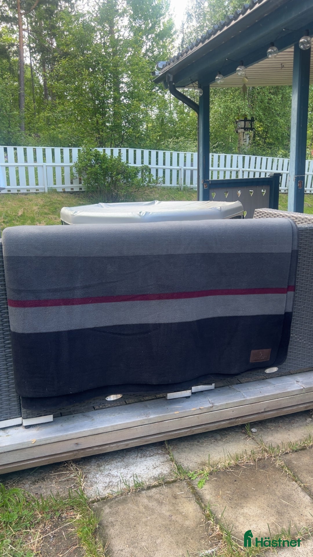 Täcken hästutrustning till salu: Fleecefilt från Kentucky  i Sveg - Annons 1