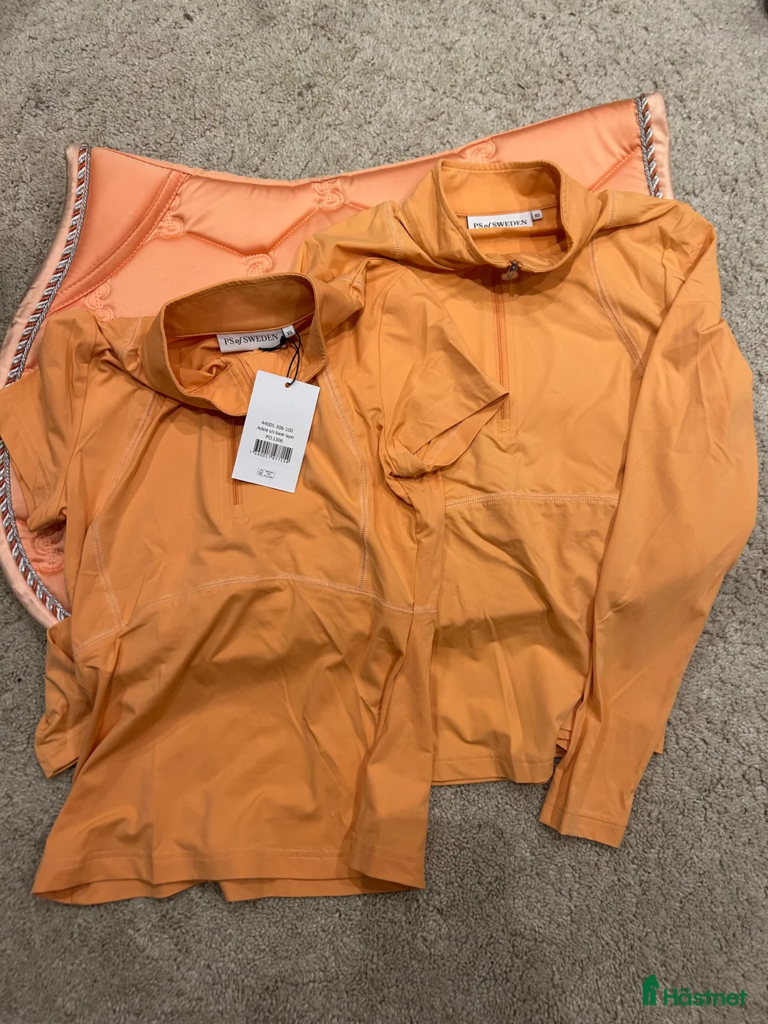 Schabrak & Vojlockar hästutrustning till salu: Orange set schabrak, boots och tröjor i Enhörna - Annons 4