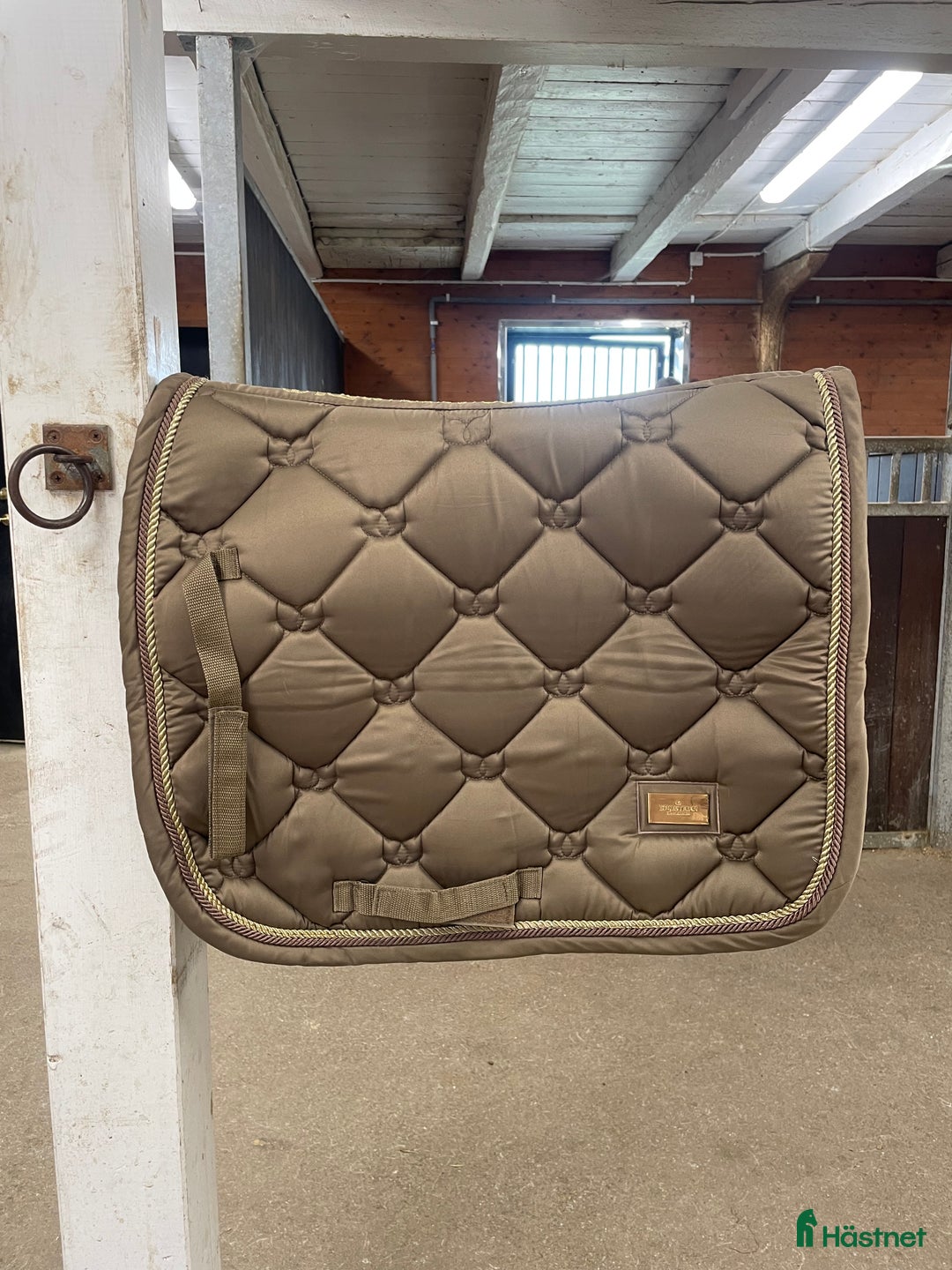 Schabrak & Vojlockar hästutrustning till salu: ES schabrak i Tungelsta - Annons 2