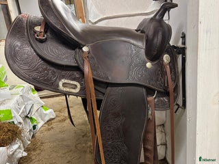 Sadlar hästutrustning till salu i Skultuna - Annons 15