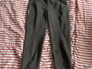 Ridbyxor ryttarutrustning till salu: Equestrian Stockholm ridbyxor - Annons 2