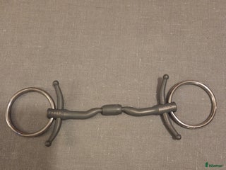 Bett hästutrustning till salu: Fager Nils parerstänger i Vintrosa - Annons 22