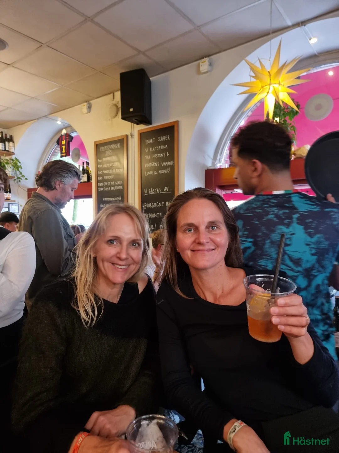 Galleribild {{count}}