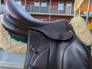 Sadlar hästutrustning Equipe EK EVO 17,5" +1 +2 - Annons 2