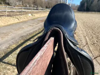 Sadlar hästutrustning Prestige Dressyrsadel - Annons 2