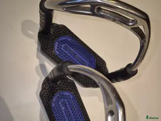 Stigbyglar hästutrustning Stigbyglar Sprenger Bow Balance - Annons 1