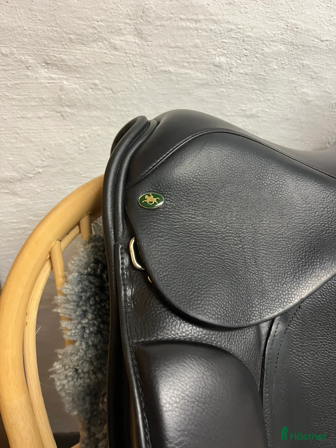 Sadlar hästutrustning till salu: Spalding finesse dressyrsadel  i Sävedalen - Annons 2