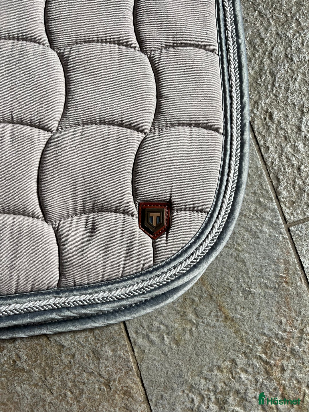 Schabrak & Vojlockar hästutrustning till salu: Trinity schabrak  i Sävedalen - Annons 2