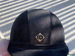 Hjälmar ryttarutrustning till salu: Charles Owen YR8 Sparkling svart i Eskilstuna - Annons 4