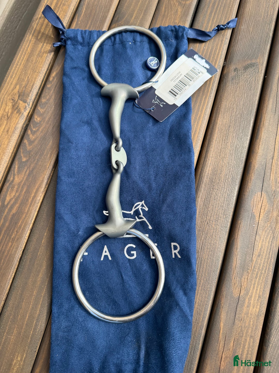 Bett hästutrustning till salu: Nytt titanbett från Fager i Saltsjö-Boo - Annons 1