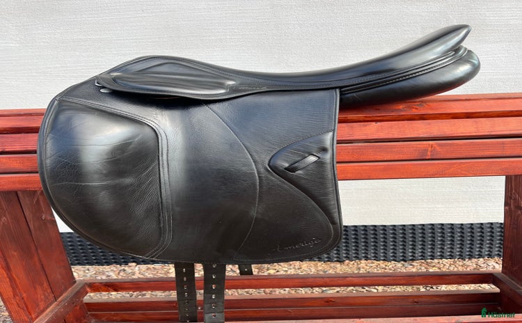 Sadlar hästutrustning till salu i Klippan - Annons 5