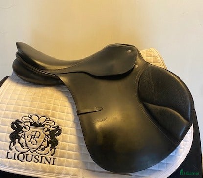 Sadlar hästutrustning till salu: Hoppsadel Passier i Uppsala - Annons 17