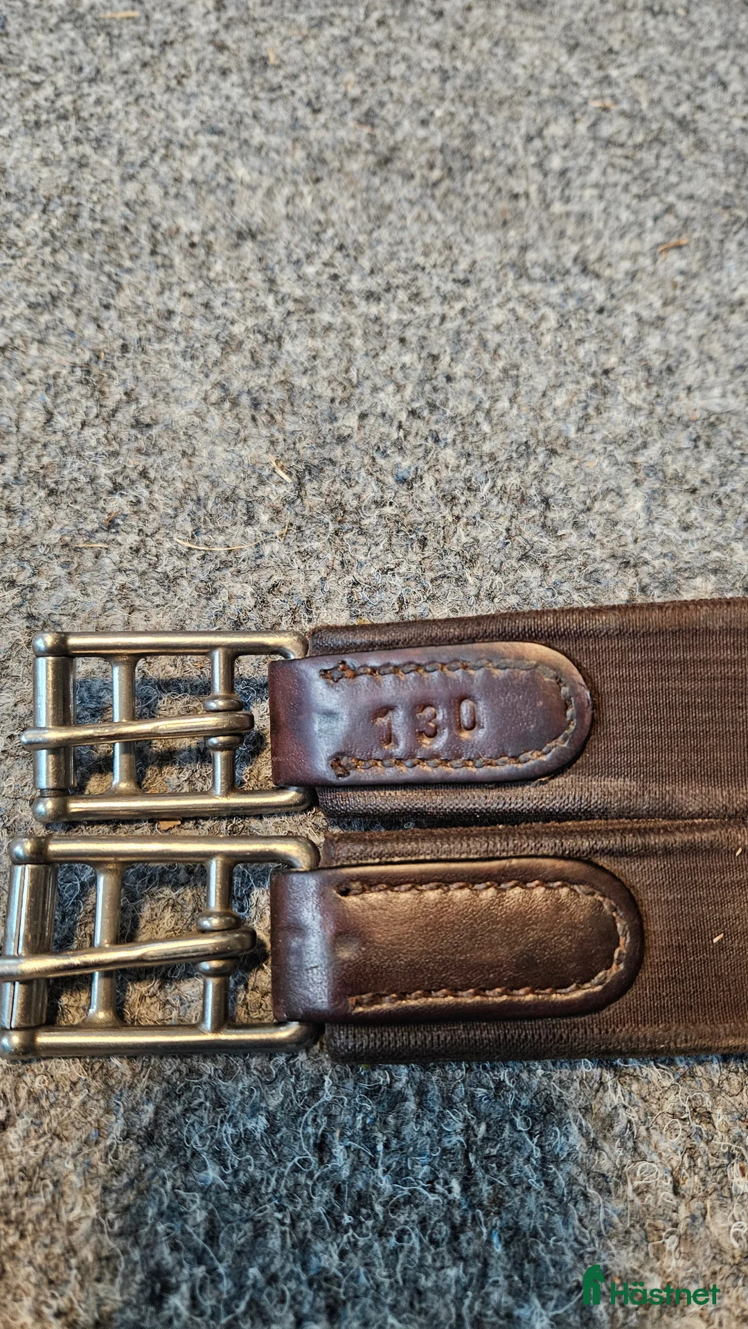 Sadeltillbehör hästutrustning till salu: Brun sadelgjord med magplatta 130 cm - Annons 5